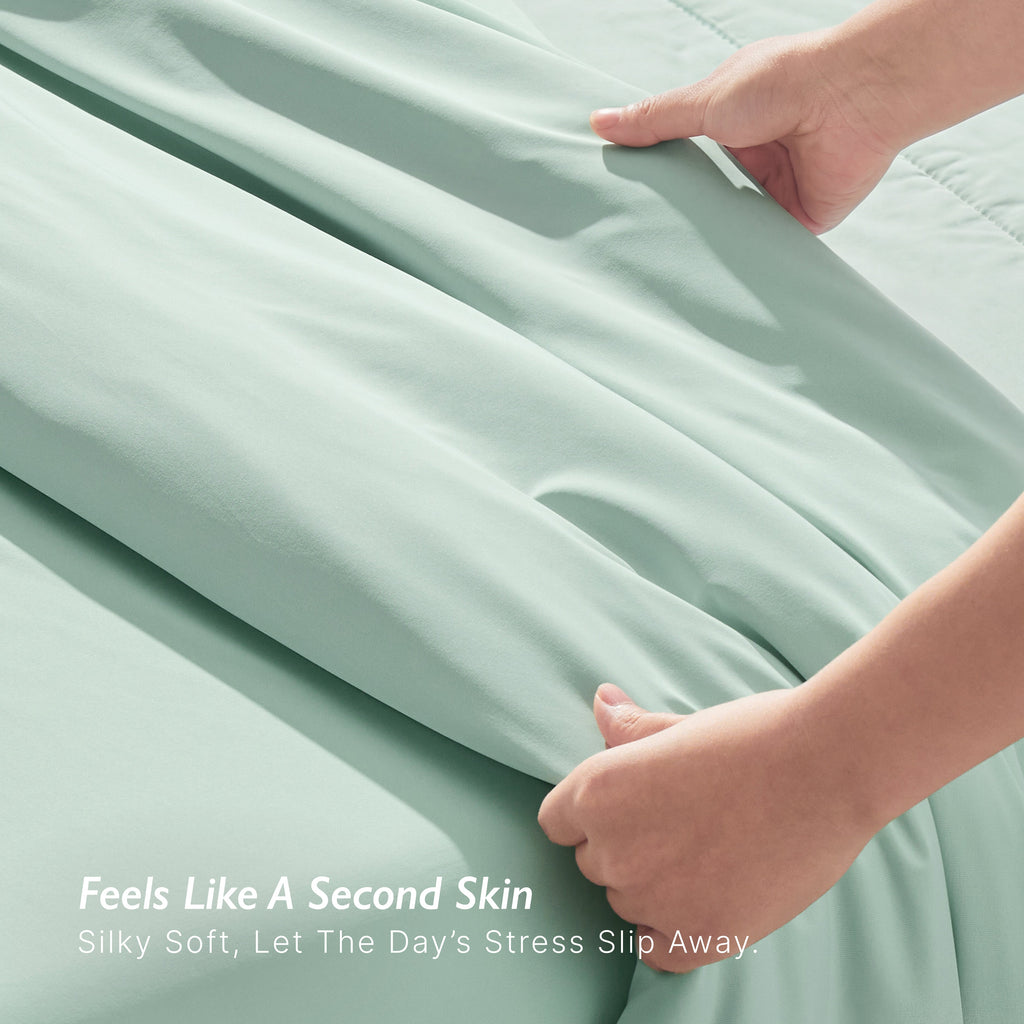 Breescape® Cooling Comforter Set
