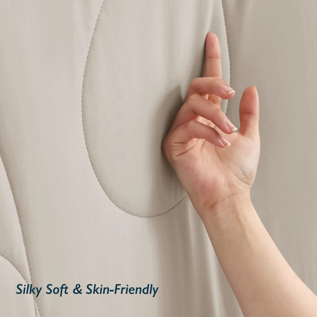 Breescape® Ivory Cooling Comforter Blanket