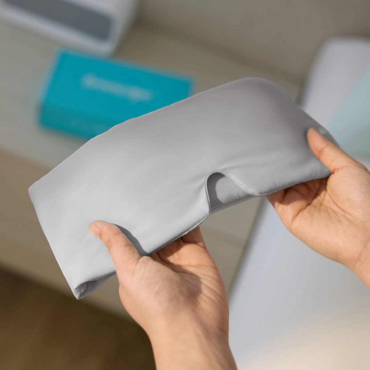 Breescape® Weighted Cooling Eye Mask