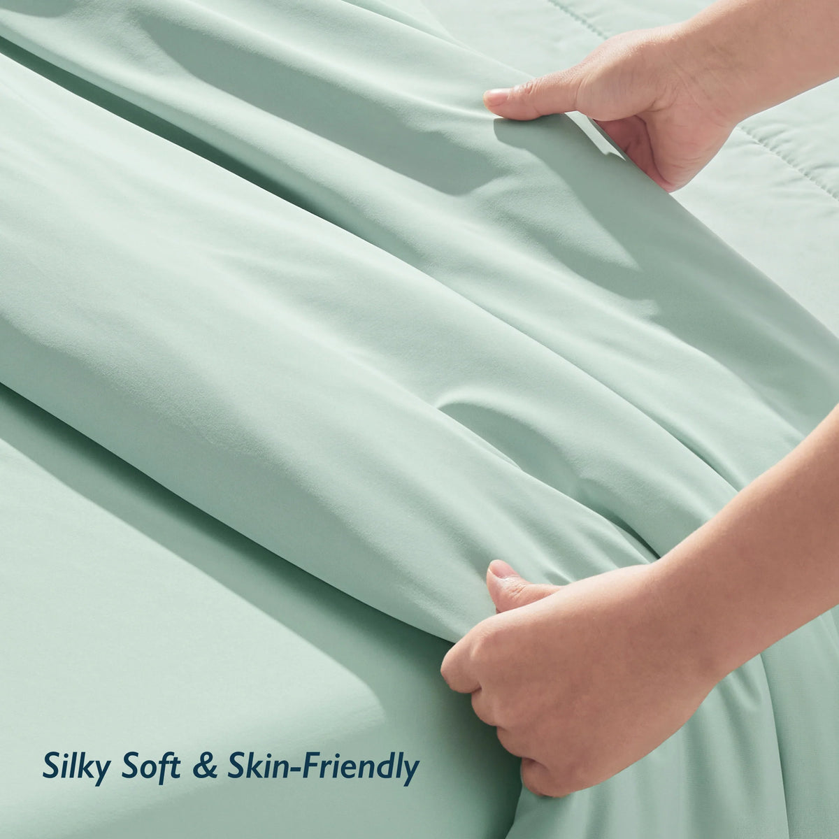 Breescape® Cooling Comforter Set
