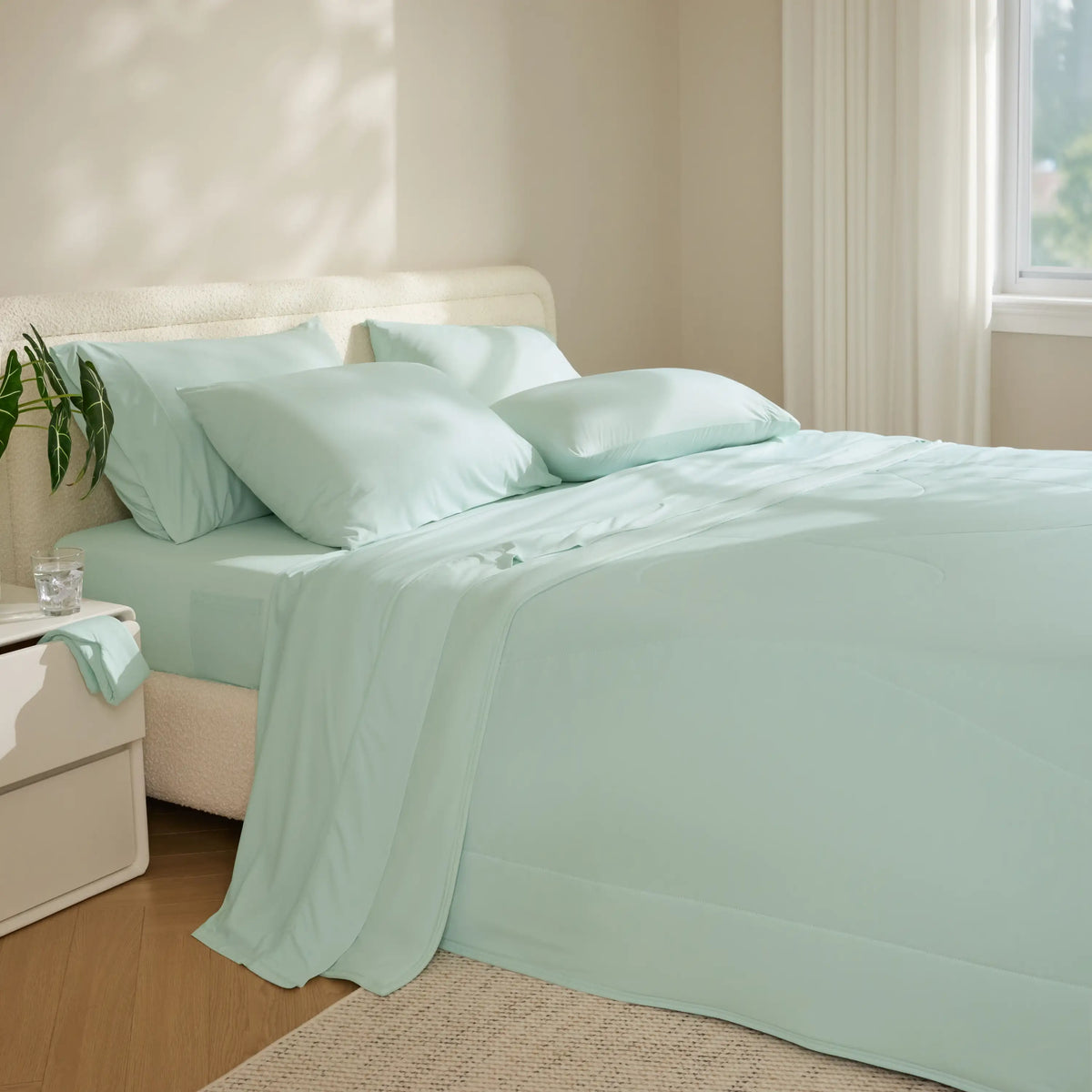 Breescape Misty Grey queen cooling sheet set with breathable, moisture-wicking fabric for hot sleepers.